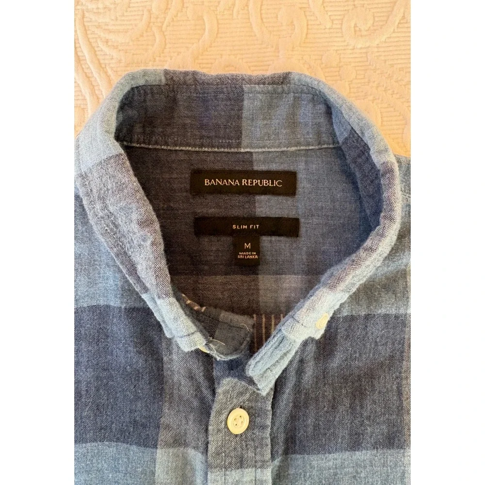 Banana Republic Mens Slim Fit, Medium, Blue Plaid Woven‎ Button Down Shirt